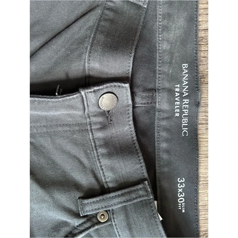 Banana Republic Men's Traveler Slim Fit Charcoal Gray Jeans 33x30